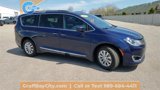Used 2017 Chrysler Pacifica Touring-L image 2