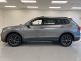 Used 2022 Volkswagen Tiguan SE w/ Panoramic Sunroof Package image 4