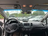 Used 2018 Kia Forte LX w/ LX Popular Package image 5