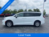 Used 2021 Chrysler Voyager Lxi image 2