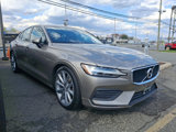Used 2020 Volvo S60 T6 Momentum w/ Protection Package image 2