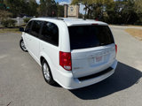 Used 2019 Dodge Grand Caravan SXT image 4
