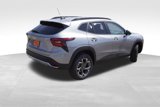 New 2025 Chevrolet Trax LT w/ LT Convenience Package image 3