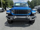 New 2025 Jeep Gladiator Sport image 2