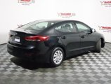 Used 2018 Hyundai Elantra SE image 5