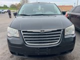 Used 2008 Chrysler Town & Country Touring image 2