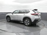 Used 2023 Nissan Rogue SV image 5