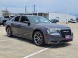 Used 2018 Chrysler 300 Touring w/ Sport Appearance Package image 3