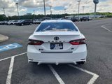 Used 2022 Toyota Camry SE image 4