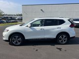 Used 2017 Nissan Rogue SL w/ SL Premium Package image 4