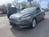 Used 2017 Ford Fusion SE image 2