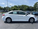 Used 2023 Toyota Corolla LE image 4