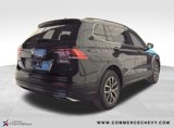 Used 2019 Volkswagen Tiguan SE w/ Panoramic Sunroof Package image 2
