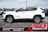 New 2025 Jeep Compass Latitude image 2