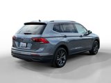 Certified 2022 Volkswagen Tiguan SE image 5