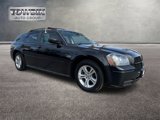 Used 2006 Dodge Magnum SE image 2