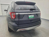 Used 2017 Ford Explorer XLT image 6