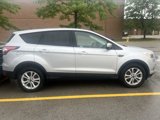 Used 2017 Ford Escape SE image 2
