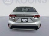 Used 2022 Toyota Corolla LE image 5