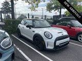 Certified 2023 MINI Cooper S image 4