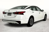 Used 2023 Nissan Altima 2.5 SV image 2