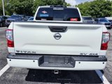 Used 2017 Nissan Titan SV image 3