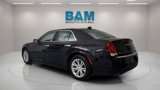 Used 2016 Chrysler 300 C image 5