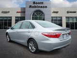 Used 2016 Toyota Camry SE image 3