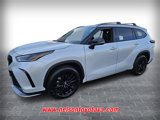 New 2025 Toyota Highlander XSE image 3