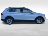 Used 2018 Volkswagen Tiguan SE w/ Panoramic Sunroof Package image 6