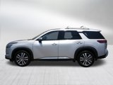 Used 2022 Nissan Pathfinder Platinum image 4