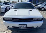 Used 2013 Dodge Challenger SXT image 3