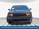 Used 2019 Dodge Challenger SXT image 2