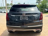 Used 2021 Cadillac XT5 Premium Luxury image 4