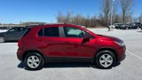 Certified 2022 Chevrolet Trax LT w/ LT Convenience Package image 4