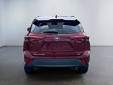 Used 2021 Toyota Highlander XLE image 4