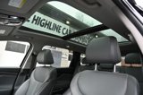 Used 2023 Hyundai Santa Fe SEL w/ Premium Package image 3