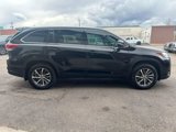 Used 2017 Toyota Highlander XLE image 6