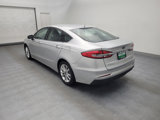 Used 2019 Ford Fusion SE image 5