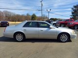 Used 2011 Cadillac DTS Premium image 4