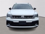 Used 2021 Volkswagen Tiguan SE R-Line image 2