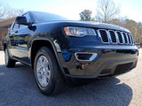 Used 2018 Jeep Grand Cherokee Laredo image 4