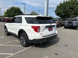 Used 2022 Ford Explorer XLT w/ Equipment Group 202A image 5
