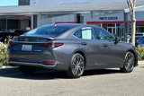 Used 2024 Lexus ES 300h w/ Premium Package image 4
