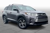 Certified 2019 Toyota Highlander LE image 2