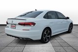 Used 2022 Volkswagen Passat 2.0T R-Line image 5