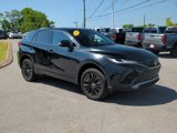 Used 2024 Toyota Venza XLE image 2