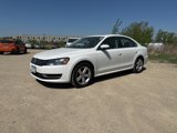 Used 2013 Volkswagen Passat TDI SE image 3