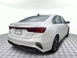 Used 2023 Kia Forte LXS image 3