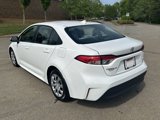 Used 2023 Toyota Corolla LE image 3